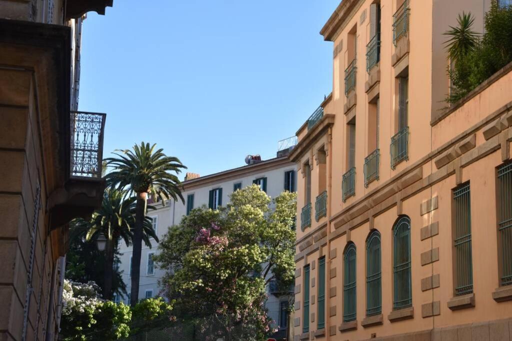 Appartement Plein De Charme - Ajaccio Hyper Centre Esterno foto